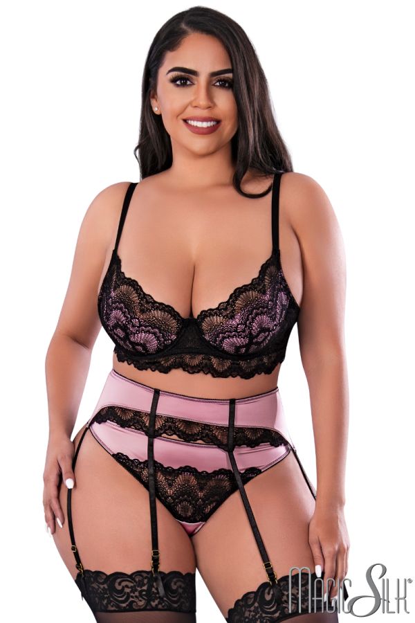 MSM350 - Silky Lace 3PC